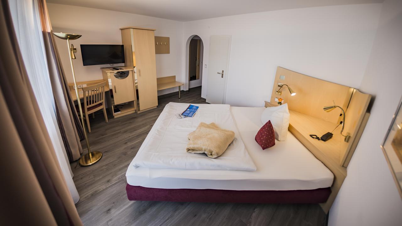 City-Hotel Garni Neu-Ulm Exterior foto